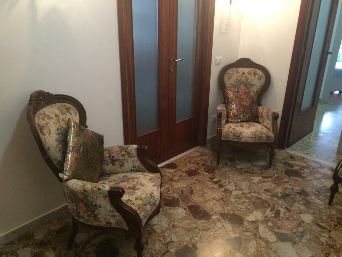 Roma Manuela'S Cozy Guest House Trastevere Luaran gambar