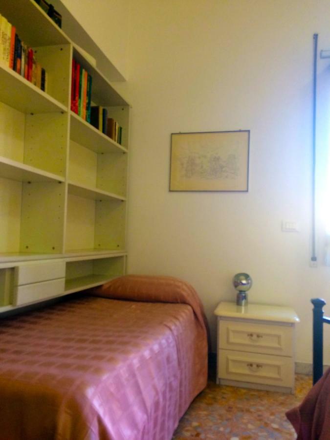 Roma Manuela'S Cozy Guest House Trastevere Luaran gambar